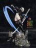 Фигурка 2B в атаке из NieR: Automata, изображение 4