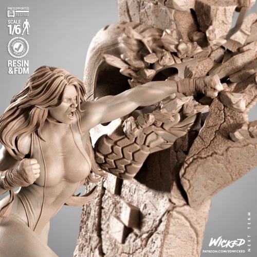 Фигурка Marvel She Hulk Sculpture