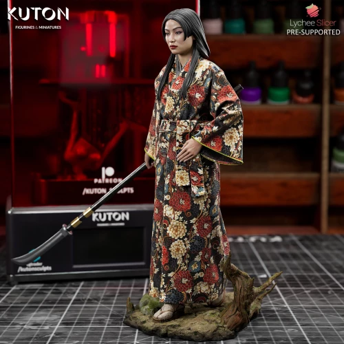 Фигурка Mariko
