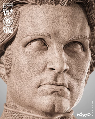 Фигурка Marvel Giant Man Sculpture