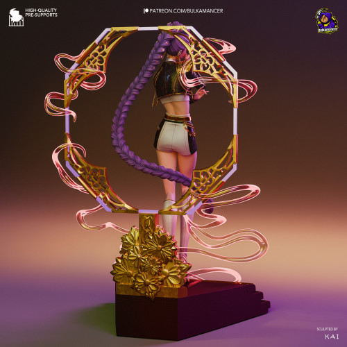 Фигурка Golden Vocalist | 243mm